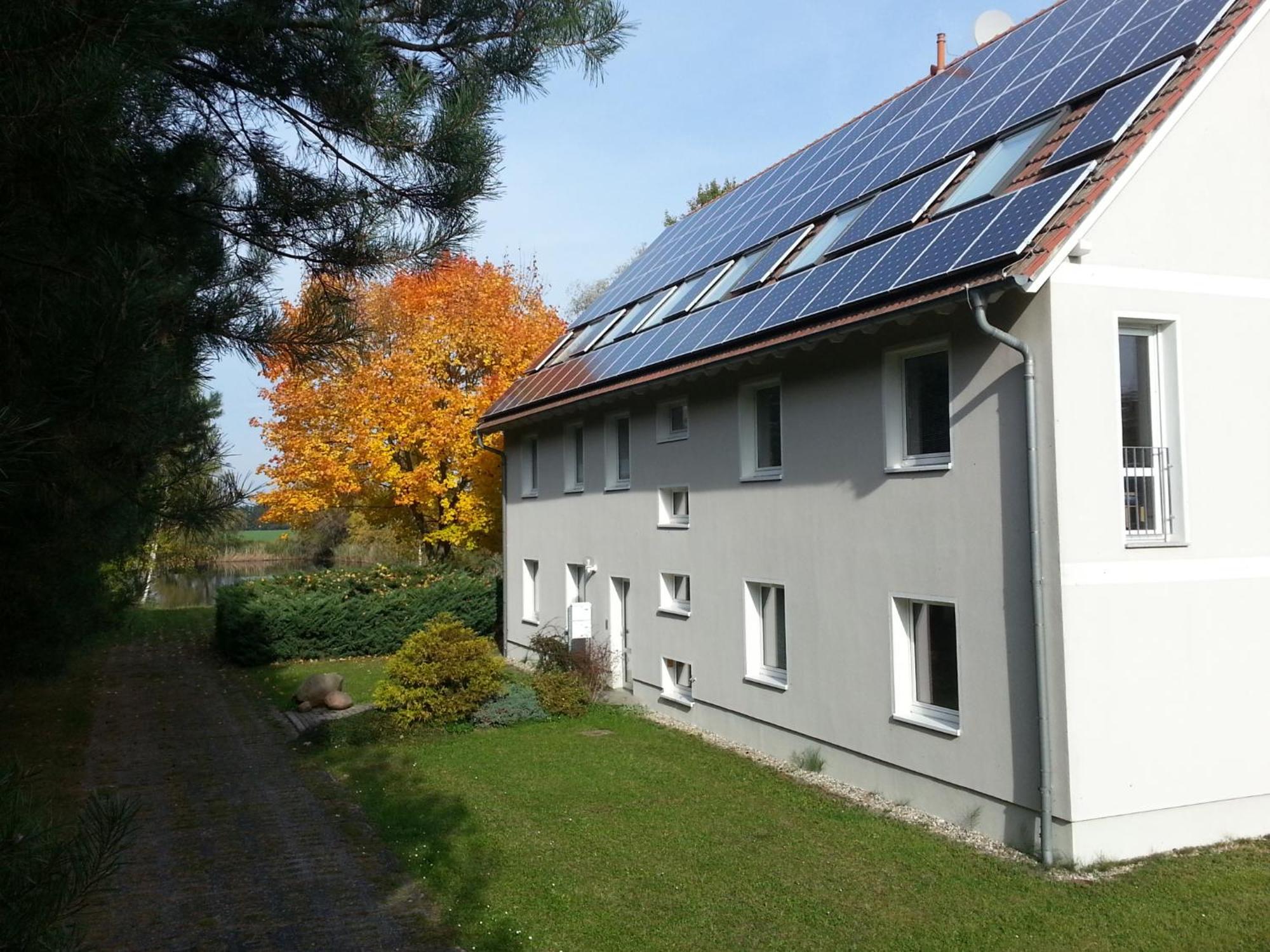 Ferienwohnungen Im Kunst.Haus Am See Doberlug-Kirchhain Extérieur photo